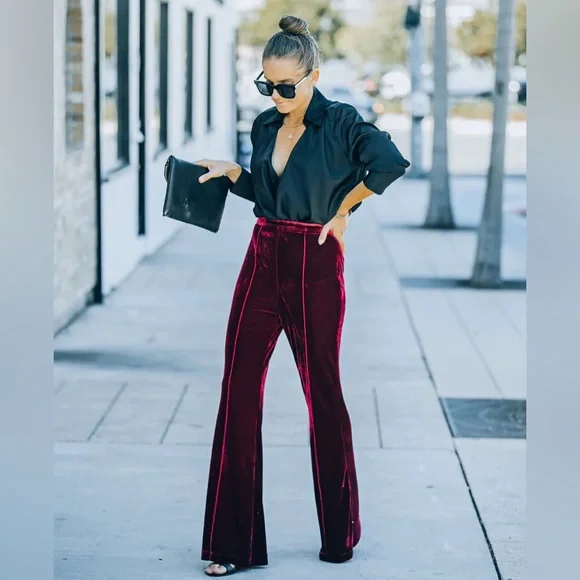 NWT Burgundy Amani High Rise Velvet Flare Pants |Size Large - Picture 5 of 5